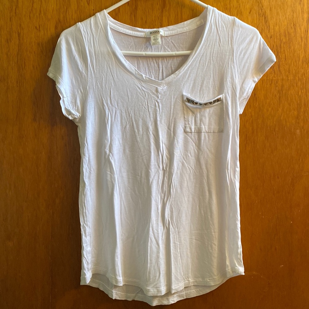 Bozzolo White V-Neck w/ Silver Studded Front Pocket